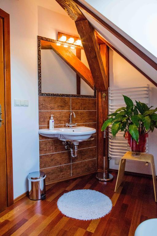 Willa nad Popradem Bed and Breakfast Piwniczna-Zdroj Esterno foto